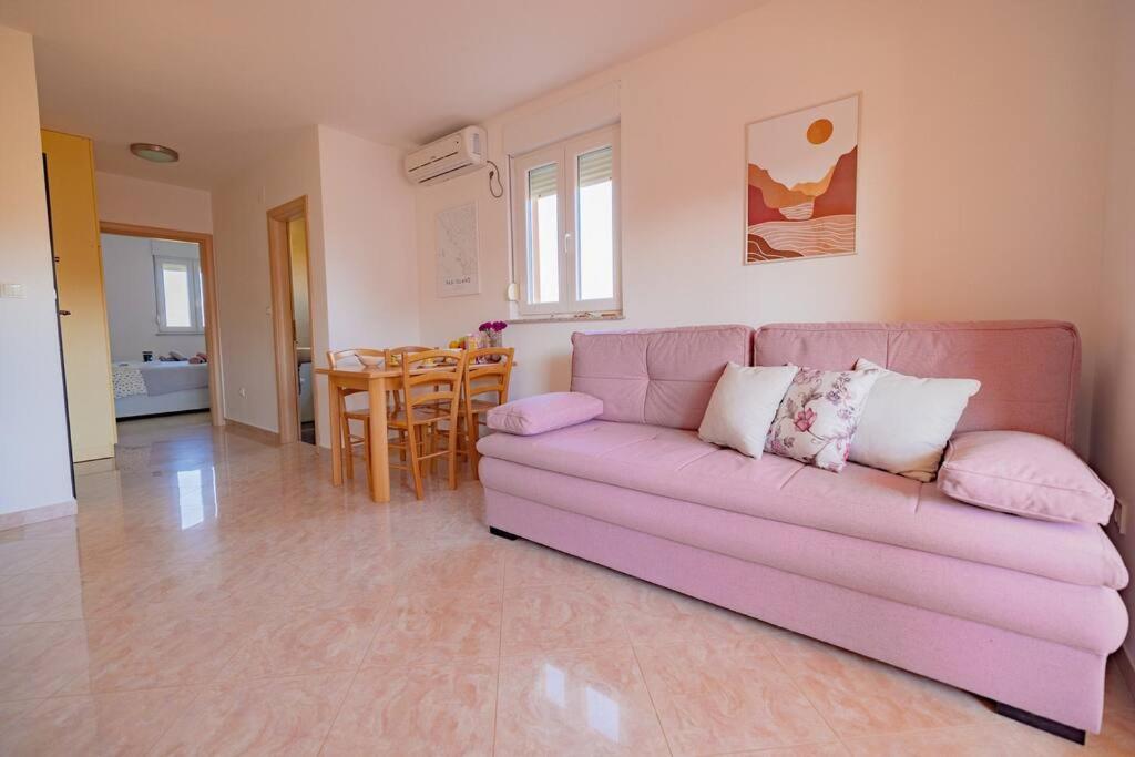 Apartment Vito, Pag Island ปอฟเลียนา ภายนอก รูปภาพ