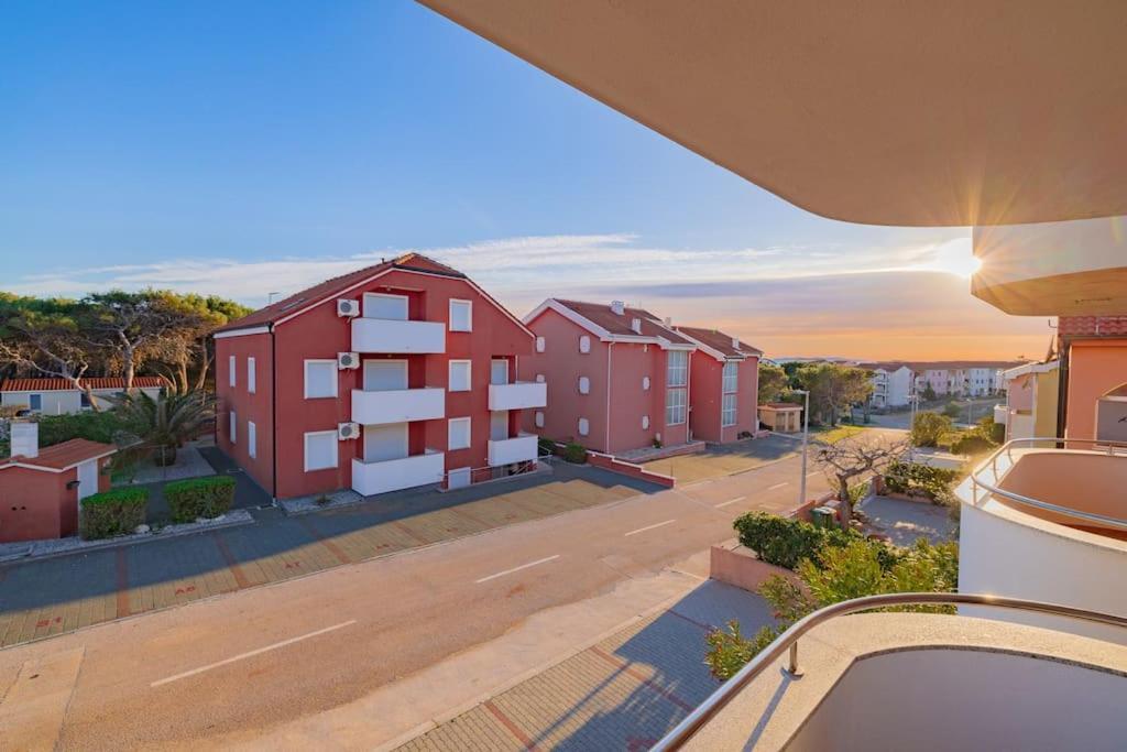Apartment Vito, Pag Island ปอฟเลียนา ภายนอก รูปภาพ